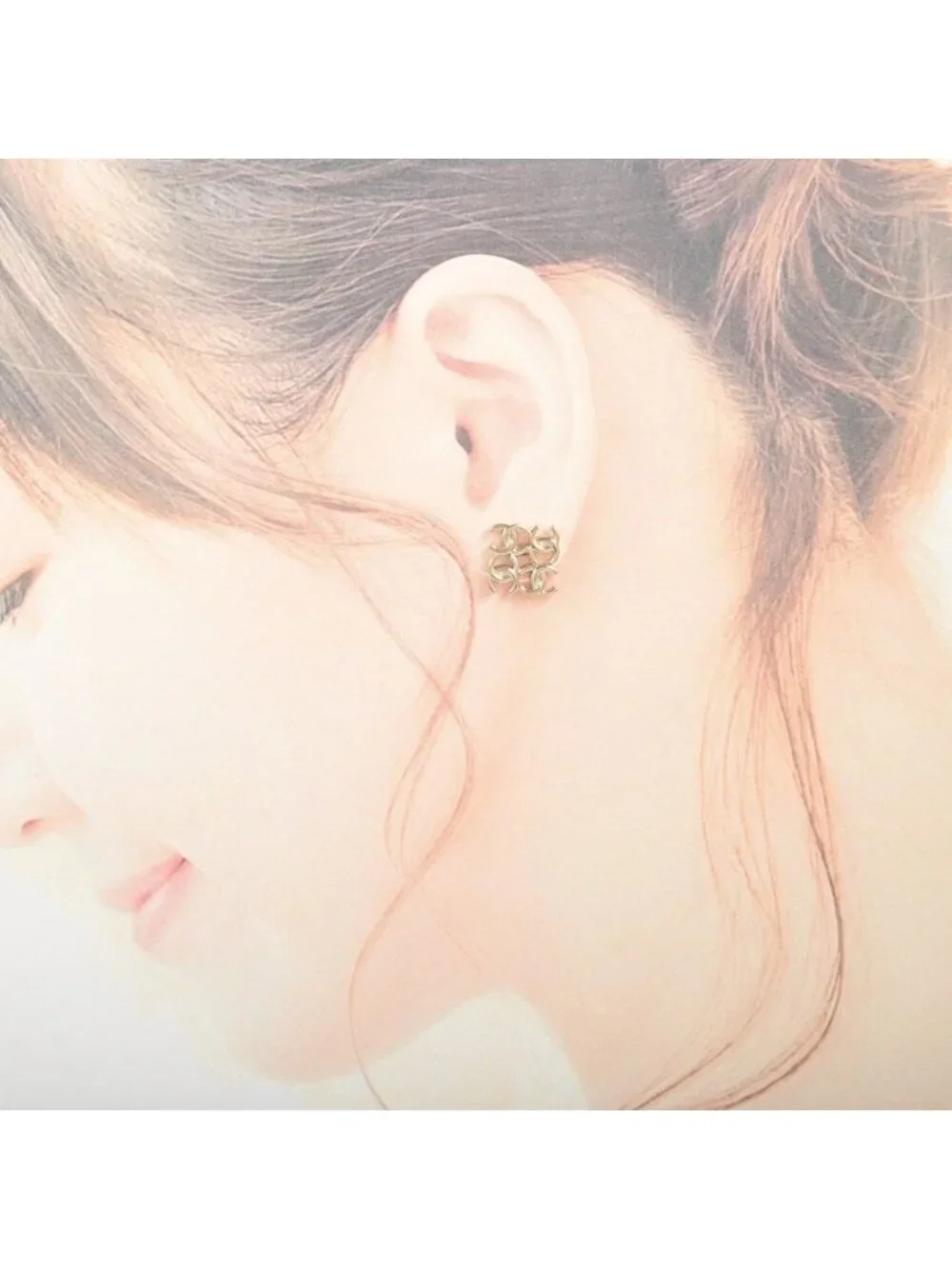 Chanel Earrings Gold